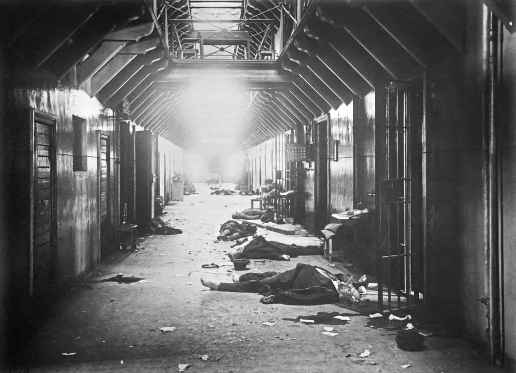 Dead White prisoners 